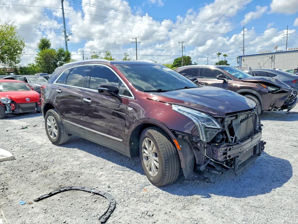 48573756 :رقم المزاد ، 1GYKNCRS4LZ200356 vin ، 2020 Cadillac Xt5 مزاد بيع