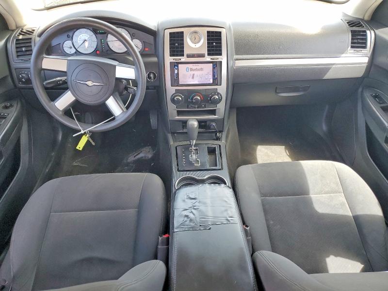 50985196 :رقم المزاد ، 2C3CA4CD0AH105607 vin ، 2010 Chrysler 300 مزاد بيع