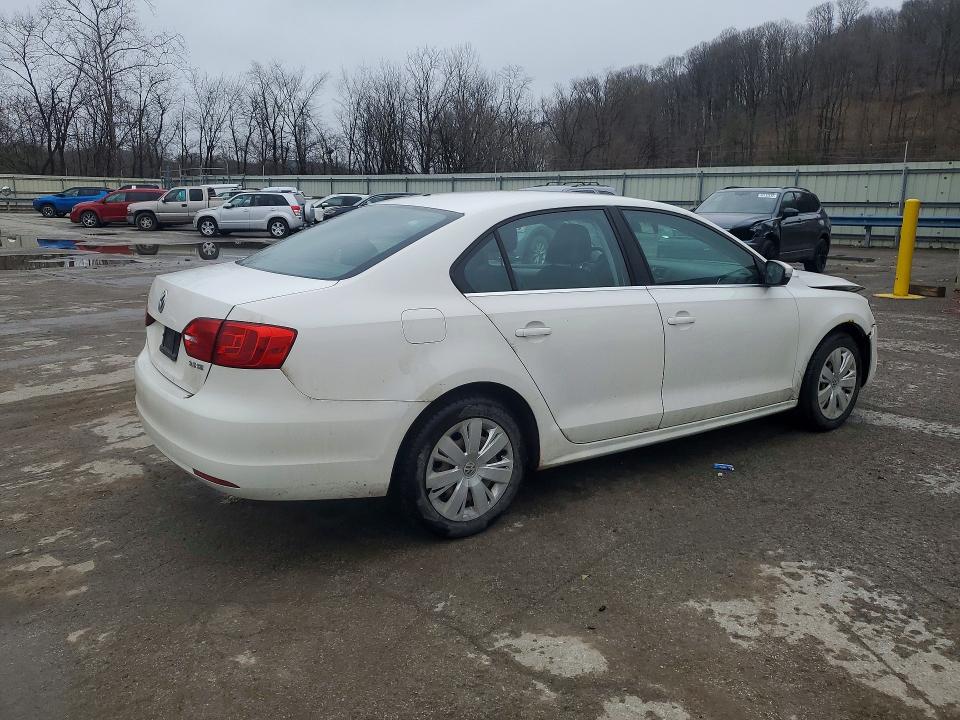 2013 Volkswagen Jetta მანქანა იყიდება აუქციონზე, vin: 3VWDP7AJ3DM434555, აუქციონის ნომერი: 48304296