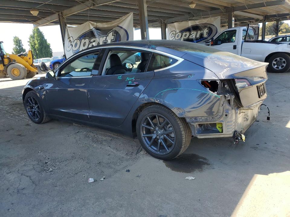 51856626 :رقم المزاد ، 5YJ3E1EA9LF739377 vin ، 2020 Tesla Model 3 مزاد بيع