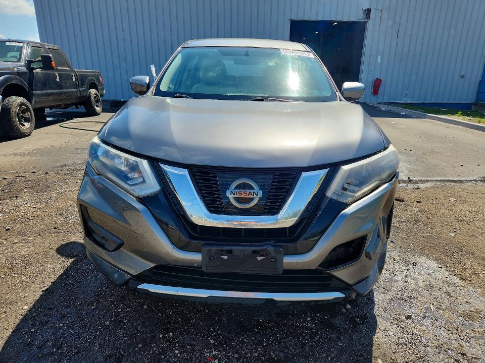 2017 Nissan Rogue მანქანა იყიდება აუქციონზე, vin: KNMAT2MV9HP601570, აუქციონის ნომერი: 55615646