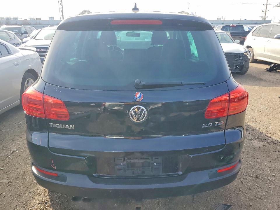 2013 Volkswagen Tiguan მანქანა იყიდება აუქციონზე, vin: WVGBV7AXXDW522681, აუქციონის ნომერი: 48671526