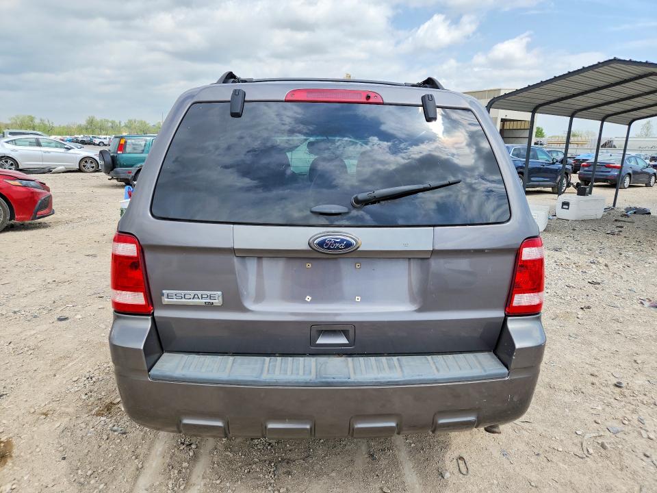 2011 Ford Escape მანქანა იყიდება აუქციონზე, vin: 1FMCU0D75BKA87972, აუქციონის ნომერი: 50555076