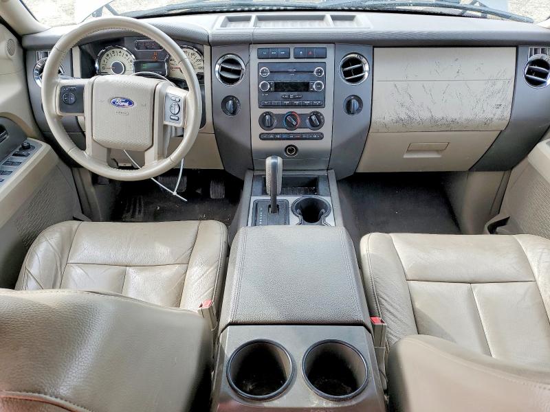 49573716 :رقم المزاد ، 1FMJK1G56AEA34742 vin ، 2010 Ford Expedition مزاد بيع