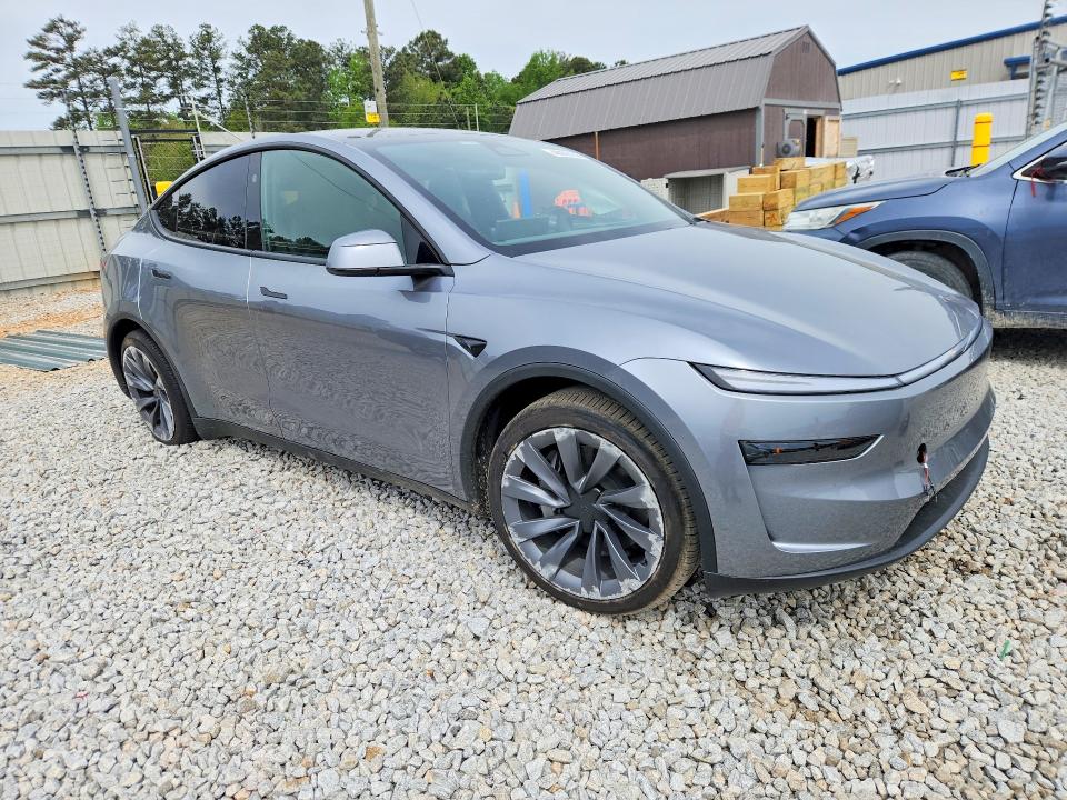 2026 Tesla Model Y მანქანა იყიდება აუქციონზე, vin: 7SAYGDEE7TA627620, აუქციონის ნომერი: 48908136