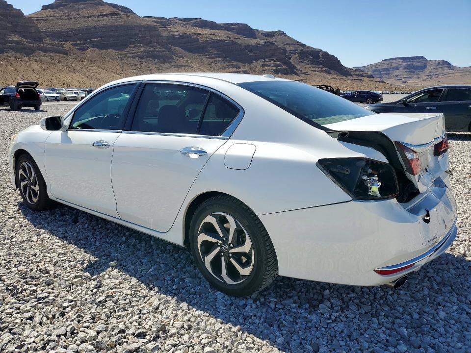 49095406 :رقم المزاد ، 1HGCR3F89GA014440 vin ، 2016 Honda Accord مزاد بيع