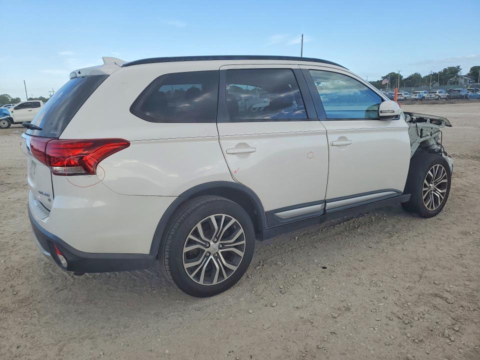 Продажа на аукционе авто 2017 Mitsubishi Outlander, vin: JA4AZ3A3XHZ027616, номер лота: 50803866