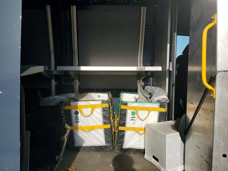 48874946 :رقم المزاد ، WD4PF0CDXKP086459 vin ، 2019 Mercedes Benz Sprinter مزاد بيع