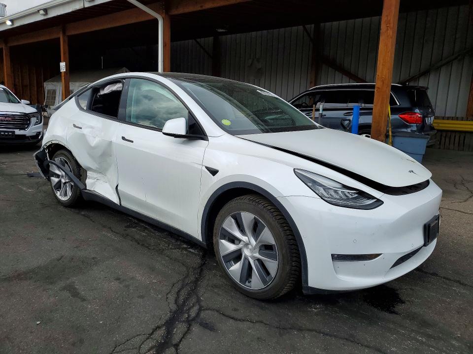 2022 Tesla Model Y მანქანა იყიდება აუქციონზე, vin: 7SAYGAEE5NF338174, აუქციონის ნომერი: 49924356
