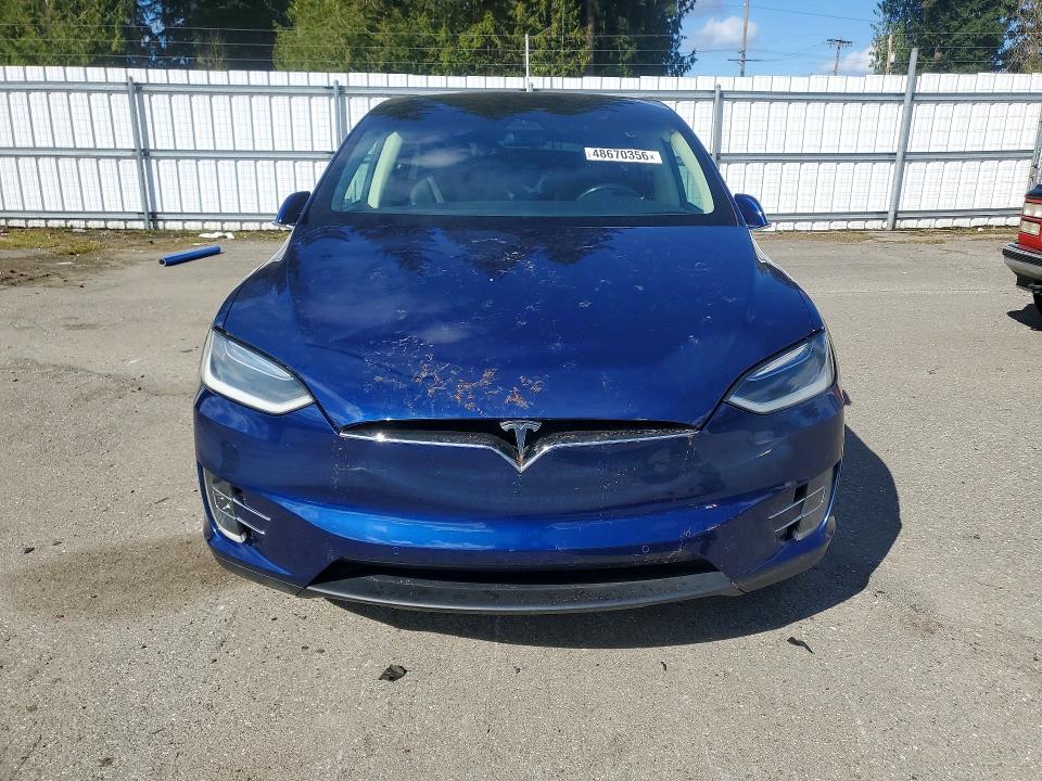 2017 Tesla Model X მანქანა იყიდება აუქციონზე, vin: 5YJXCDE21HF059952, აუქციონის ნომერი: 48670356