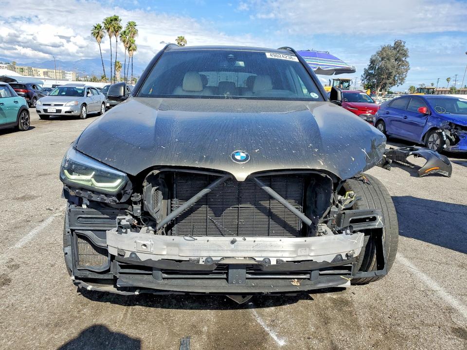 49024236 :رقم المزاد ، 5UXCR4C09M9H36671 vin ، 2021 Bmw X5 مزاد بيع