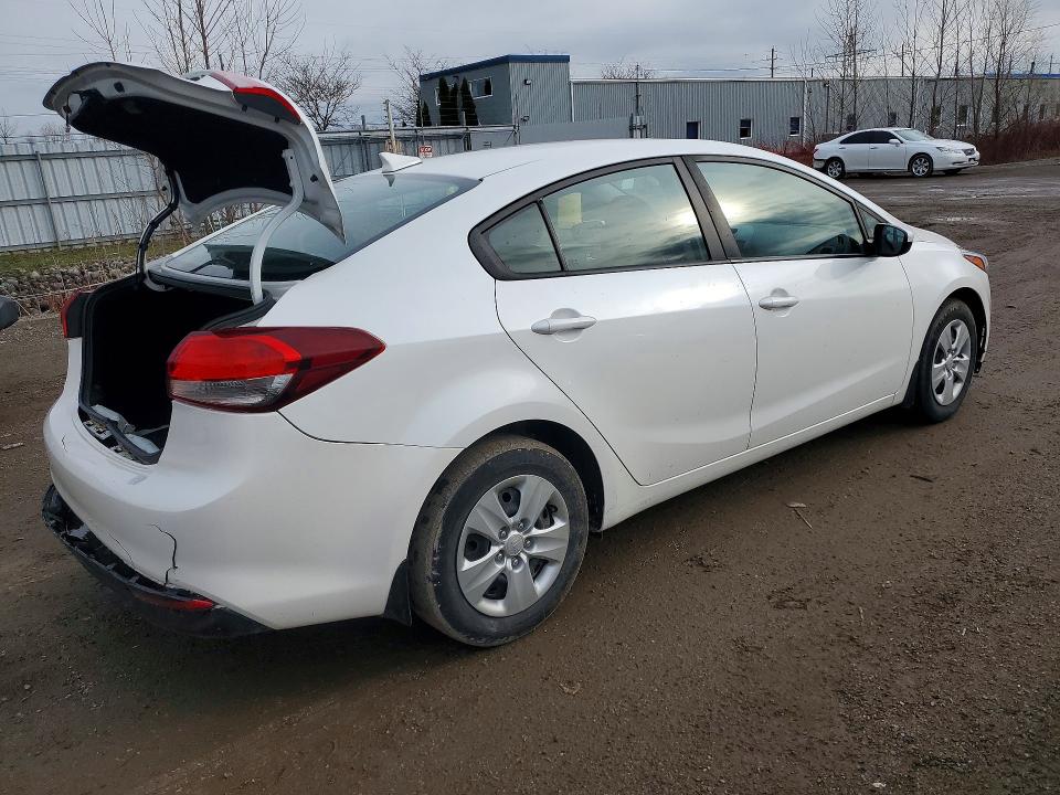 49780446 :رقم المزاد ، 3KPFL4A75HE059374 vin ، 2017 Kia Forte مزاد بيع