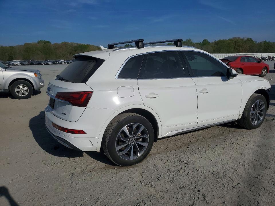 47017146 :رقم المزاد ، WA1AAAFY8M2033983 vin ، 2021 Audi Q5 مزاد بيع