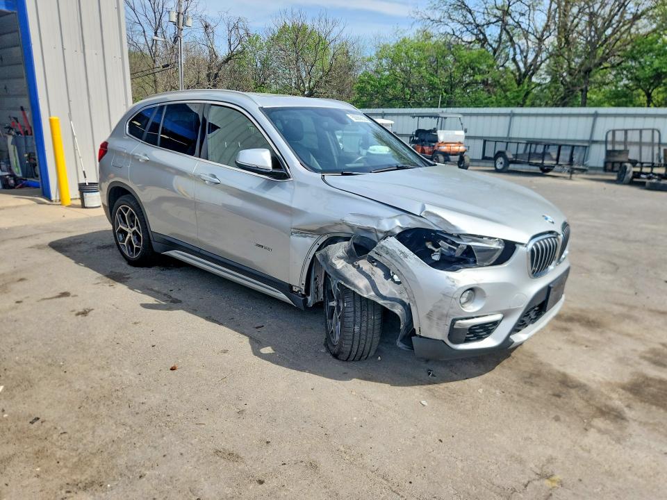 50099636 :رقم المزاد ، WBXHT3C39GP887460 vin ، 2016 Bmw X1 مزاد بيع