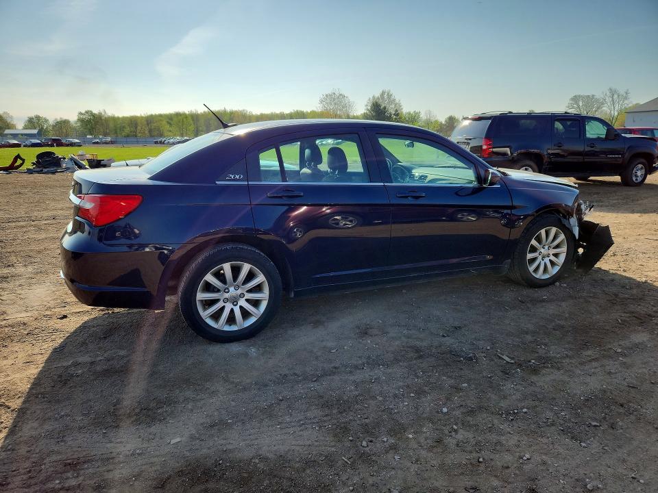 50897656 :رقم المزاد ، 1C3CCBBB2EN128494 vin ، 2014 Chrysler 200 مزاد بيع