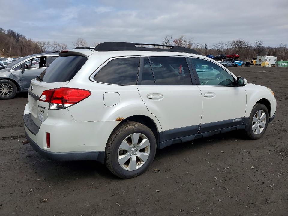 52842536 :رقم المزاد ، 4S4BRBGC4B1395240 vin ، 2011 Subaru Outback مزاد بيع