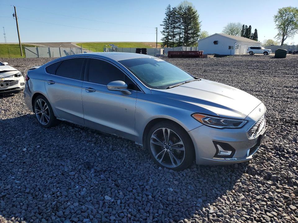 49925256 :رقم المزاد ، 3FA6P0D99LR175842 vin ، 2020 Ford Fusion مزاد بيع