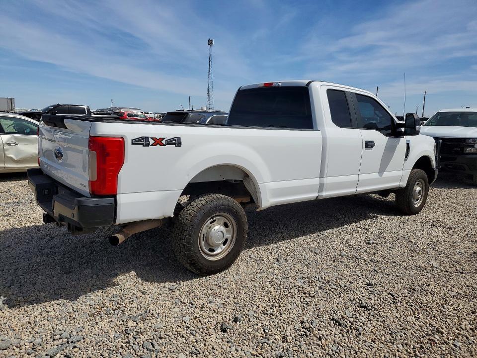 48932806 :رقم المزاد ، 1FT7X2B61KEC09759 vin ، 2019 Ford F250 مزاد بيع