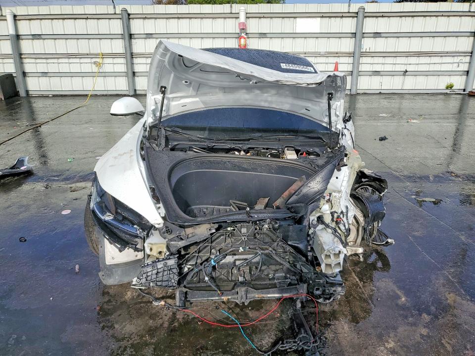 2025 Tesla Model 3 მანქანა იყიდება აუქციონზე, vin: 5YJ3E1EA5SF027799, აუქციონის ნომერი: 48459566