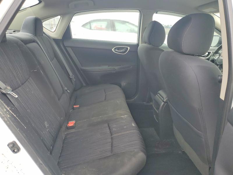 48065326 :رقم المزاد ، 3N1AB7AP8JY217406 vin ، 2018 Nissan Sentra مزاد بيع