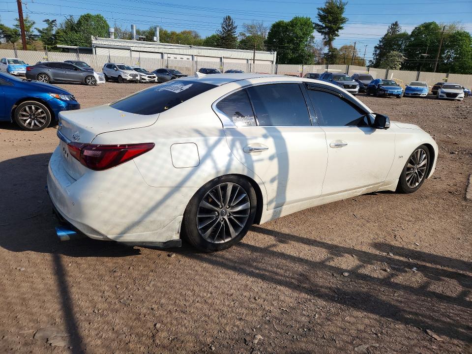 50772316 :رقم المزاد ، JN1EV7AR9JM445492 vin ، 2018 Infiniti Q50 مزاد بيع