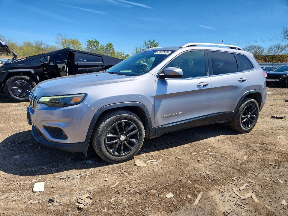 49988966 :رقم المزاد ، 1C4PJLCB7KD128550 vin ، 2019 Jeep Cherokee مزاد بيع