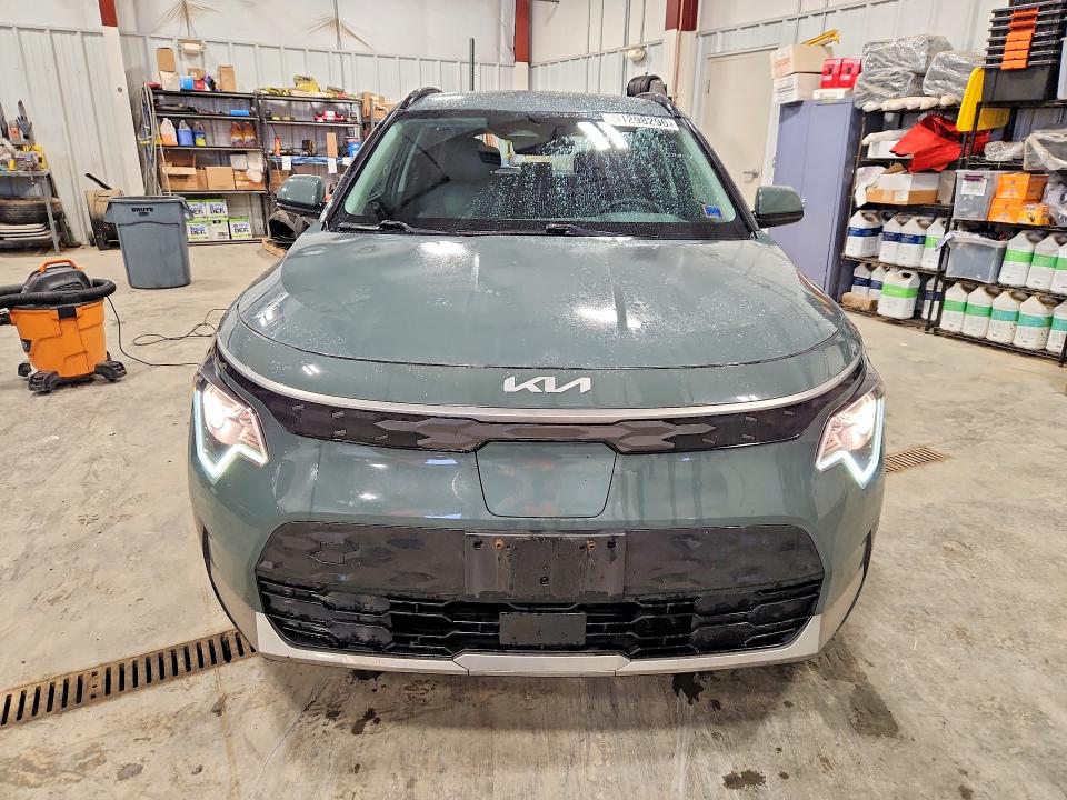 Продаж на аукціоні авто 2023 Kia Niro, vin: KNDCR3L18P5016629, номер лоту: 51298296