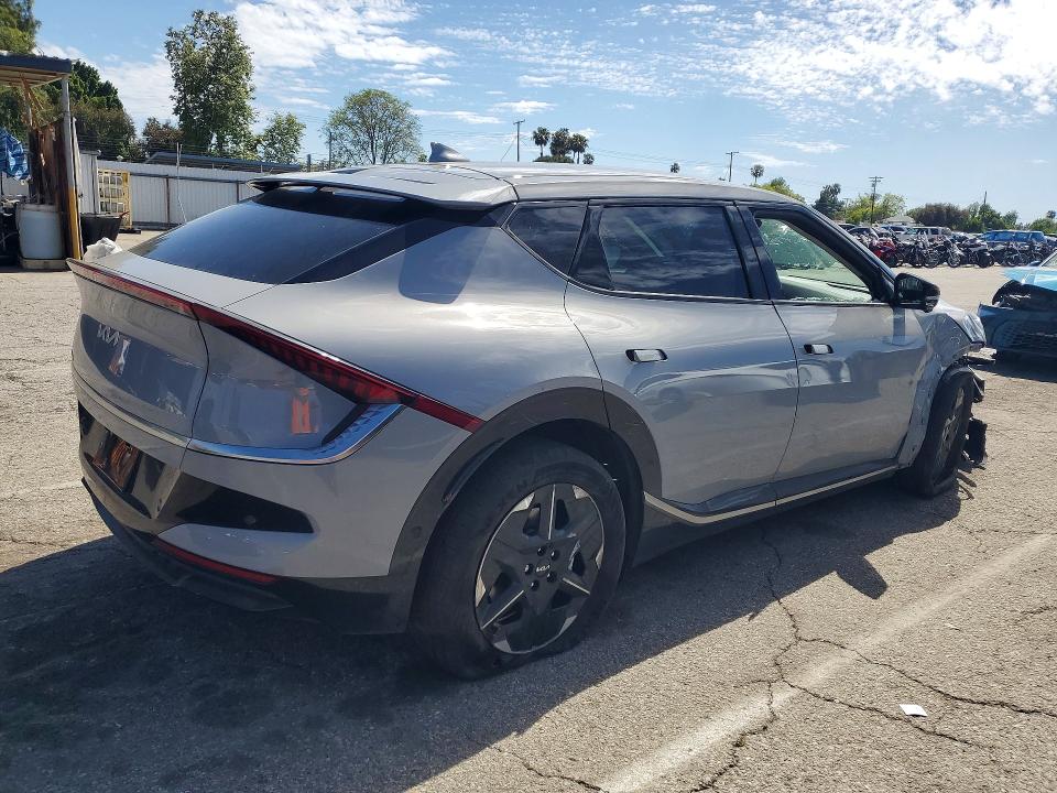 2025 Kia Ev6 მანქანა იყიდება აუქციონზე, vin: 5XYC34JA7SG012128, აუქციონის ნომერი: 51163836