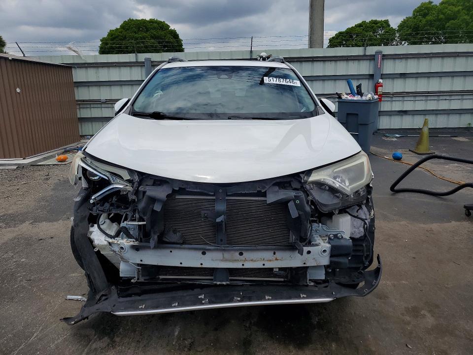Продажа на аукционе авто 2018 Toyota Rav4, vin: JTMWFREVXJJ170069, номер лота: 51787646