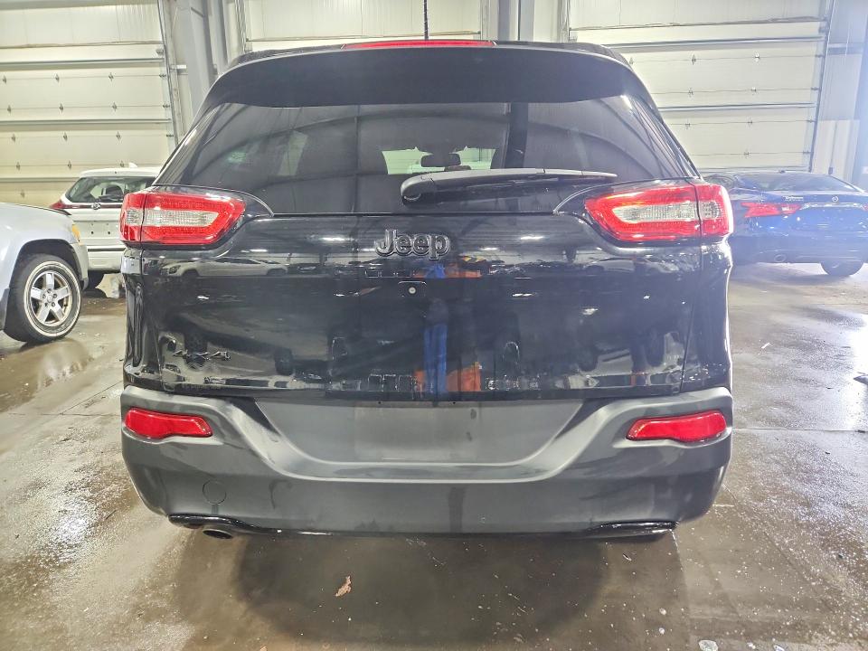 51017846 :رقم المزاد ، 1C4PJMCB8JD547303 vin ، 2018 Jeep Cherokee مزاد بيع