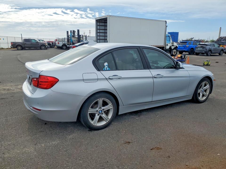 Продажа на аукционе авто 2015 Bmw 320, vin: WBA3B1G53FNT63416, номер лота: 49513166