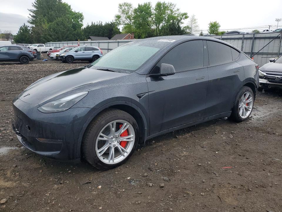 Продажа на аукционе авто 2024 Tesla Model Y, vin: 7SAYGDED5RF008937, номер лота: 51177346