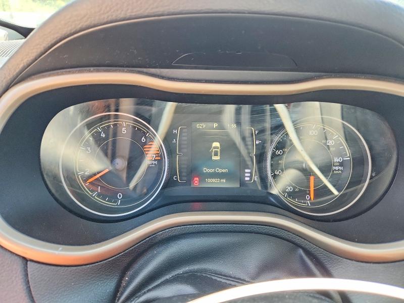 51791076 :رقم المزاد ، 1C4PJLCB3GW209718 vin ، 2016 Jeep Cherokee مزاد بيع