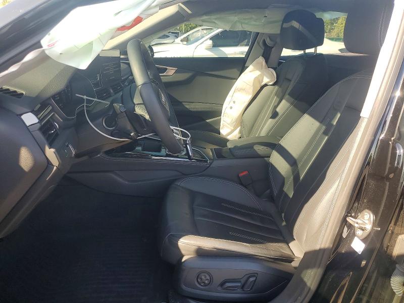 51531366 :رقم المزاد ، WAUBBAF44MA058712 vin ، 2021 Audi A4 مزاد بيع