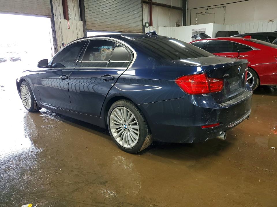 49939646 :رقم المزاد ، WBA3B9C53EF588593 vin ، 2014 Bmw 335 مزاد بيع
