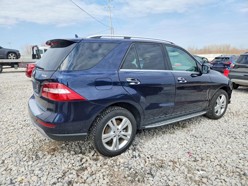 2015 Mercedes-benz Ml მანქანა იყიდება აუქციონზე, vin: 4JGDA5HB9FA597441, აუქციონის ნომერი: 49067566