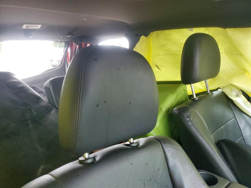 2010 Ford Escape მანქანა იყიდება აუქციონზე, vin: 1FMCU9EG9AKB35300, აუქციონის ნომერი: 48620786