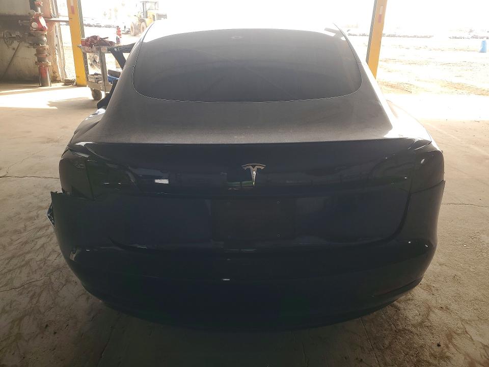 48691776 :رقم المزاد ، 5YJ3E1EA2KF435953 vin ، 2019 Tesla Model 3 مزاد بيع