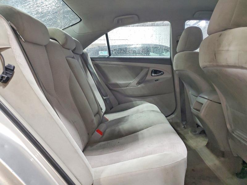 51357606 :رقم المزاد ، 4T1BF3EK0BU176086 vin ، 2011 Toyota Camry مزاد بيع