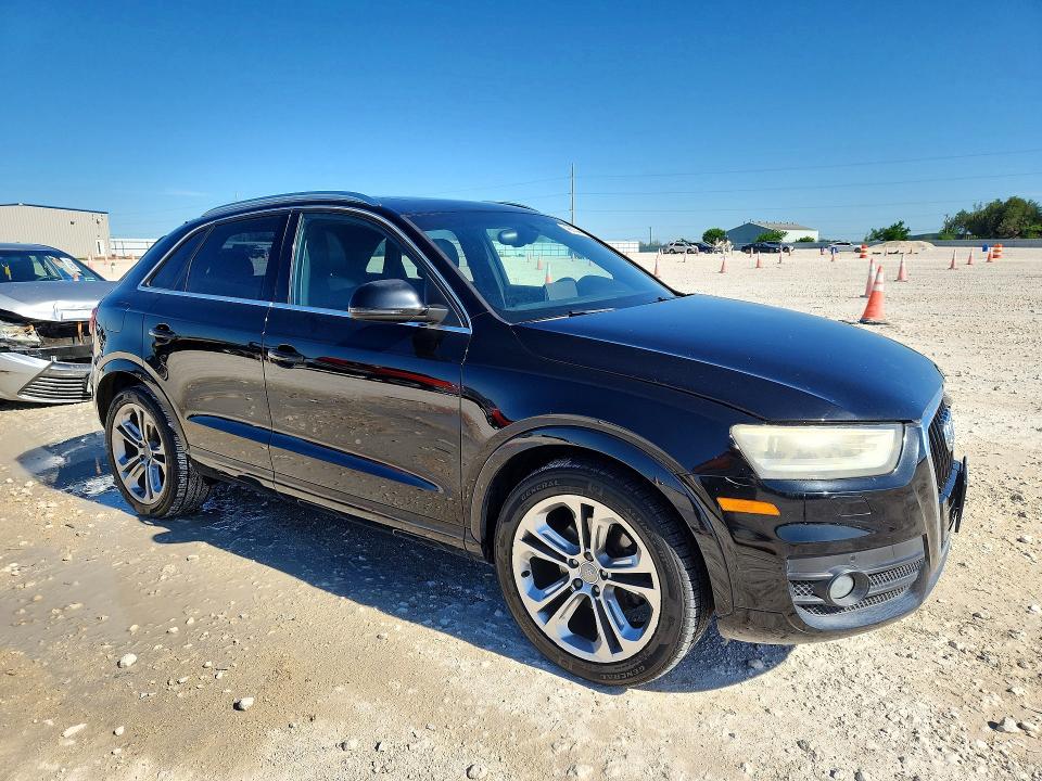 Продажа на аукционе авто 2015 Audi Q3, vin: WA1GFCFS9FR007700, номер лота: 48854446