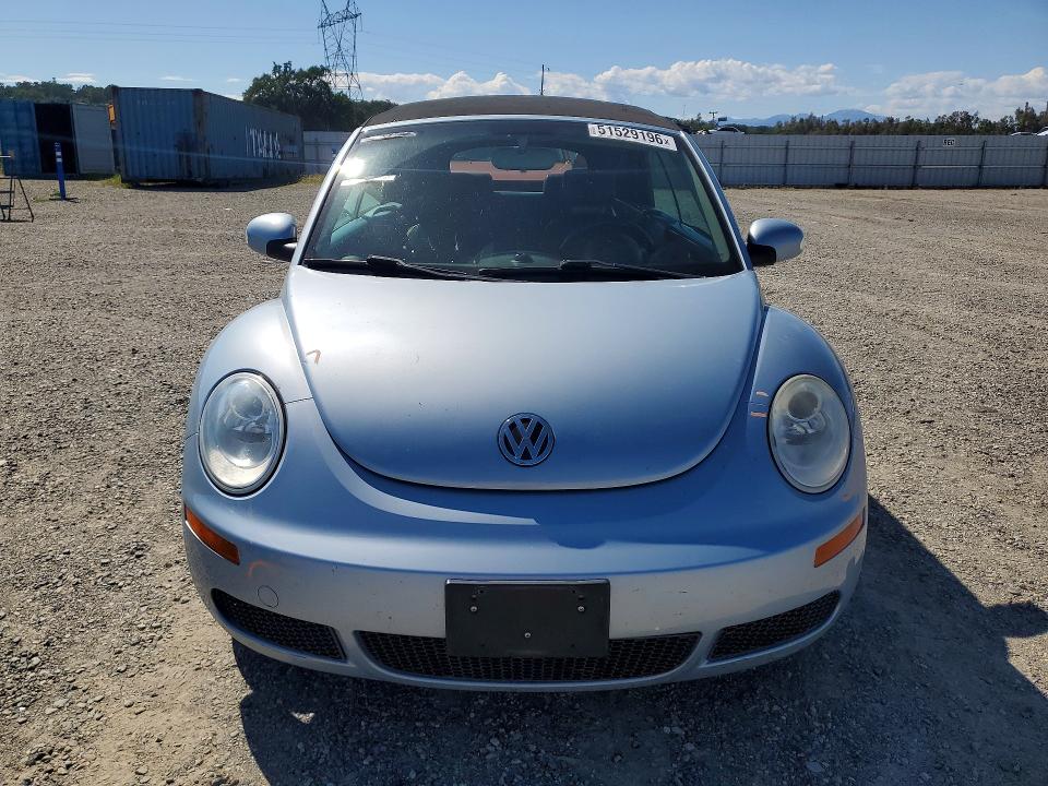 51529196 :رقم المزاد ، 3VWRG3AL4AM004853 vin ، 2010 Volkswagen New Beetle مزاد بيع