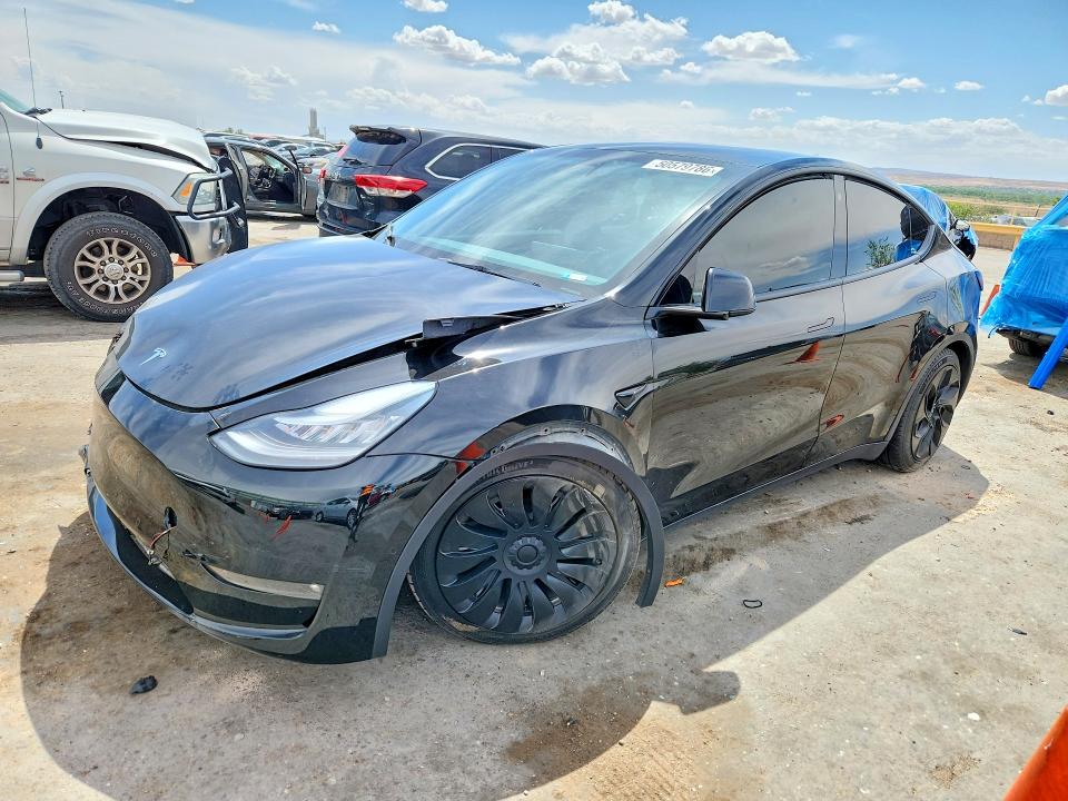 2021 Tesla Model Y მანქანა იყიდება აუქციონზე, vin: 5YJYGAEE4MF113143, აუქციონის ნომერი: 50579786