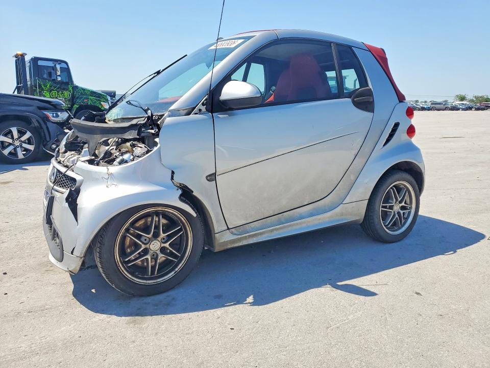 2013 Smart Fortwo მანქანა იყიდება აუქციონზე, vin: WMEEK3BA8DK607587, აუქციონის ნომერი: 49683936