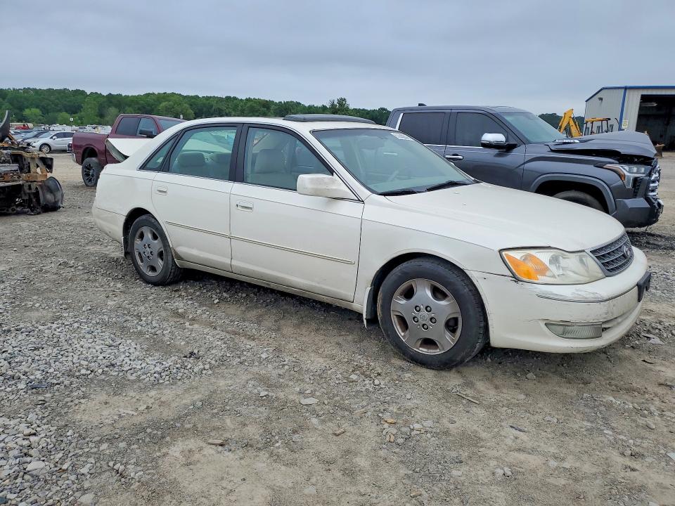 51443646 :رقم المزاد ، 4T1BF28BX3U293780 vin ، 2003 Toyota Avalon مزاد بيع