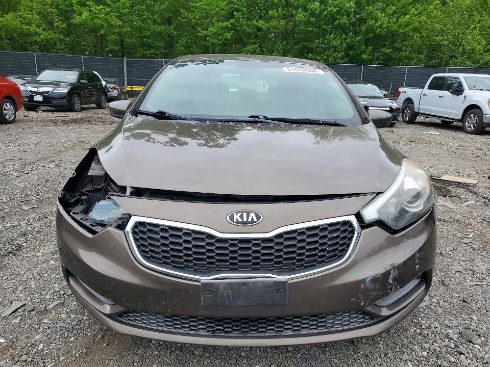 2014 Kia Forte მანქანა იყიდება აუქციონზე, vin: KNAFK4A62E5213263, აუქციონის ნომერი: 51413566
