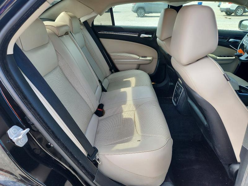49486626 :رقم المزاد ، 2C3CCAEG2JH191681 vin ، 2018 Chrysler 300 مزاد بيع