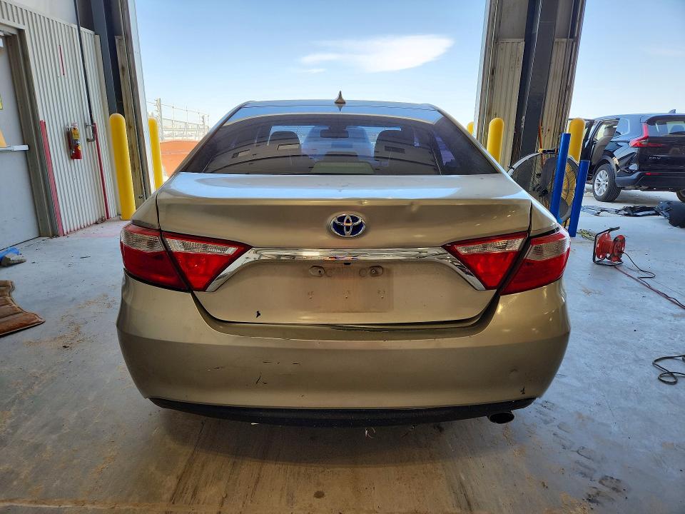 Auction sale of the 2017 Toyota Camry Hybrid, vin: 4T1BD1FK8HU220305, lot number: 50322836