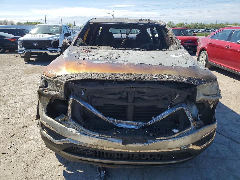 48838406 :رقم المزاد ، 1GKKNKLA5JZ166381 vin ، 2018 Gmc Acadia مزاد بيع
