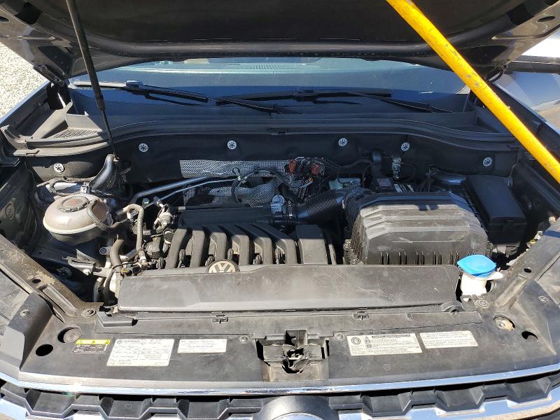 48897466 :رقم المزاد ، 1V2NR2CA4JC563661 vin ، 2018 Volkswagen Atlas مزاد بيع