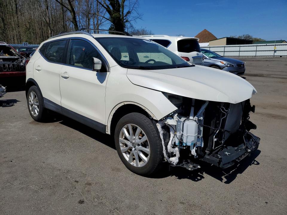 49226746 :رقم المزاد ، JN1BJ1CW3LW640266 vin ، 2020 Nissan Rogue Sport مزاد بيع